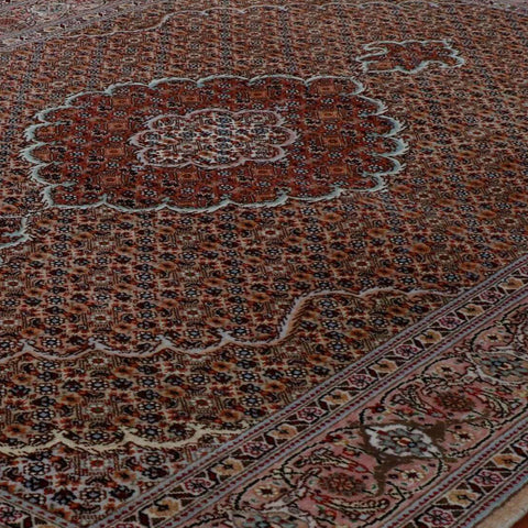 Fine handmade Oriental Tabriz rug - 30625297