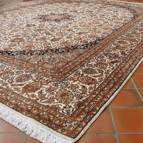 Fine handmade Kashmir silk carpet - 30725296