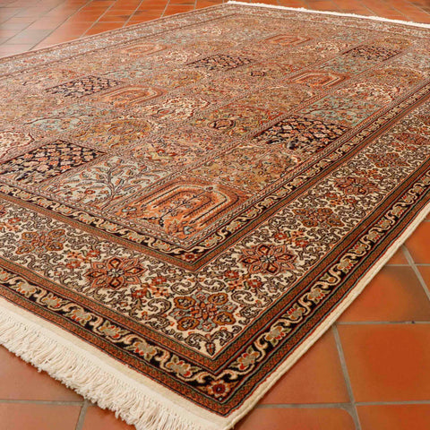 Fine handmade Kashmir silk rug - 307300