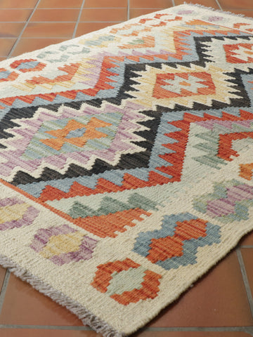 Handmade Afghan Kilim rug - 308136