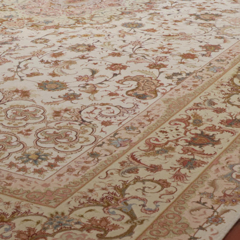 Handmade extra fine Oriental Tabriz carpet - 308692