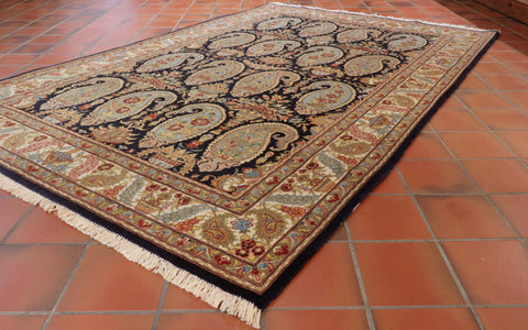 Handmade fine Persian Qum rug - 309277