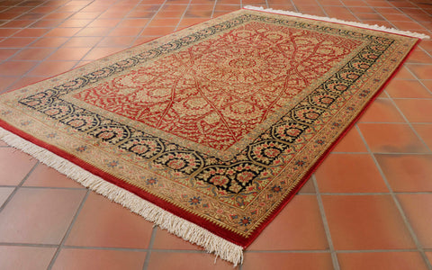 Handmade Oriental Qum silk rug - 309278