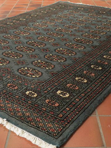 Handmade Pakistan Bokhara rug - 309375