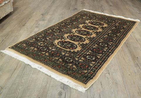 Handmade Pakistan Mori Bokhara rug - 309376