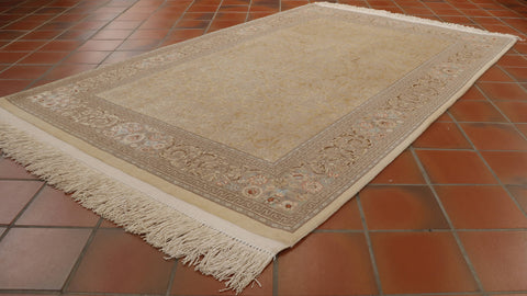 Fine part silk handmade Oriental Isfahan rug - 262510