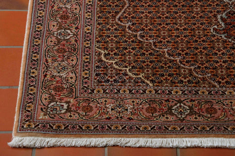 Fine handmade Oriental Tabriz rug - 30625297